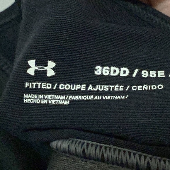 UNDER ARMOUR SPORTS BRA SIZE 36DD ADJUSTABLE CRISS CROSS STAPS BLACK GRAY CLEAN - Picture 2 of 10